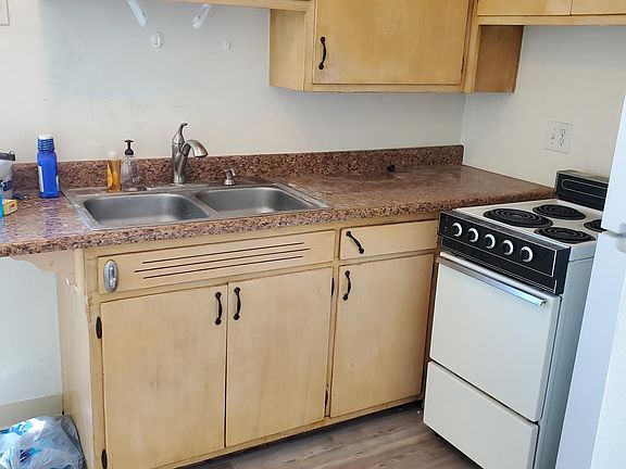 5th image of 4190 Rocky River Dr #6