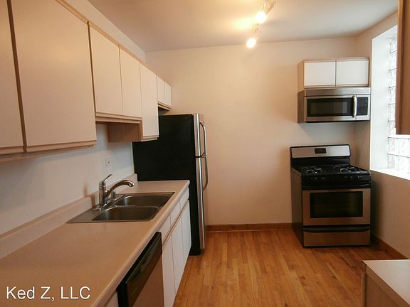 4th image of 4931 N Kedzie Ave APT 2W