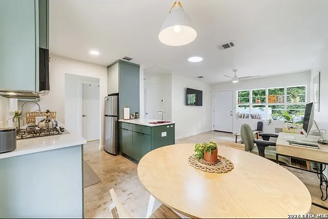 239 Brahan Blvd #B — Photo 9