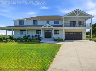 31100 S River Rd, Harrison Township, MI 48045