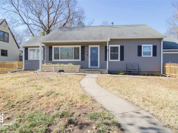 520 S Adams St, Junction City, KS 66441