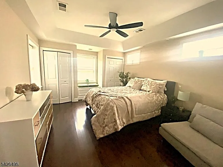 217 Newark Ave — Photo 12