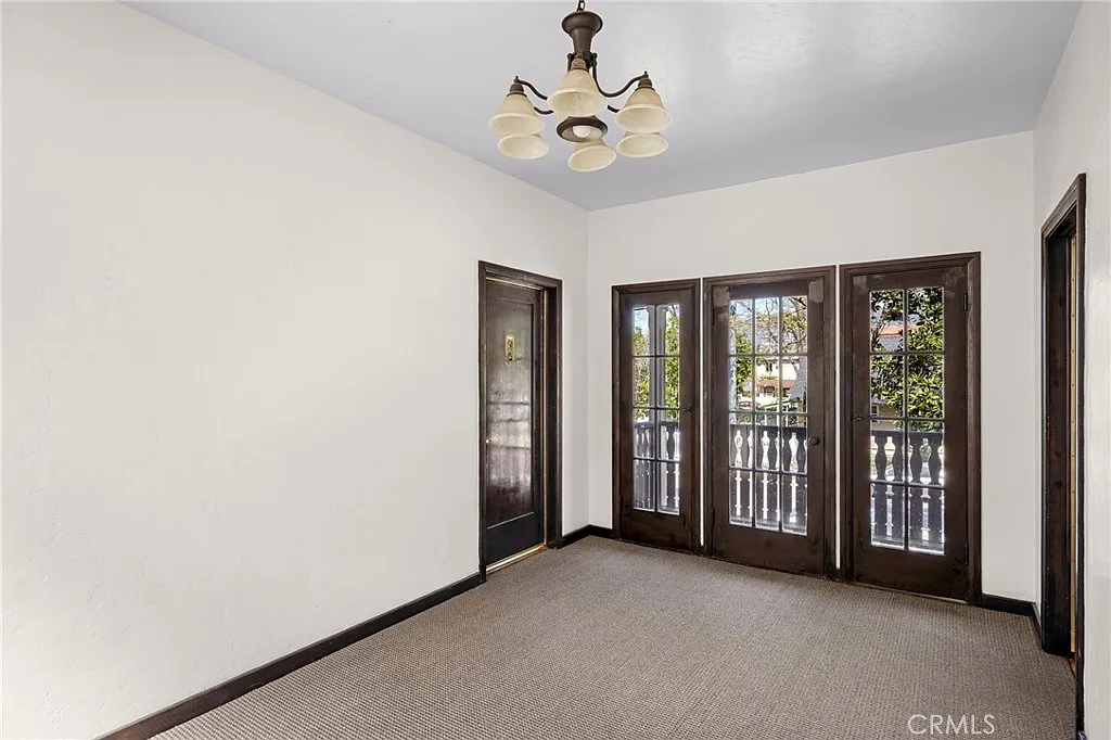 2 bed, 1250 sqft, $2,900 — Photo 2