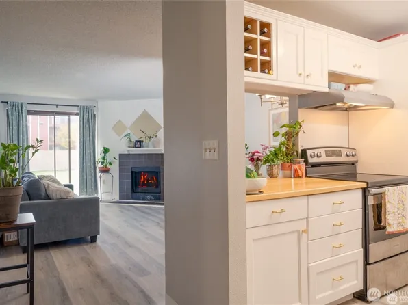 3430 I Street NE #J101, Auburn, WA 98002