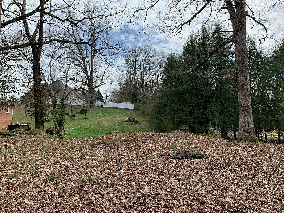 1st image of 619 Vance Dr