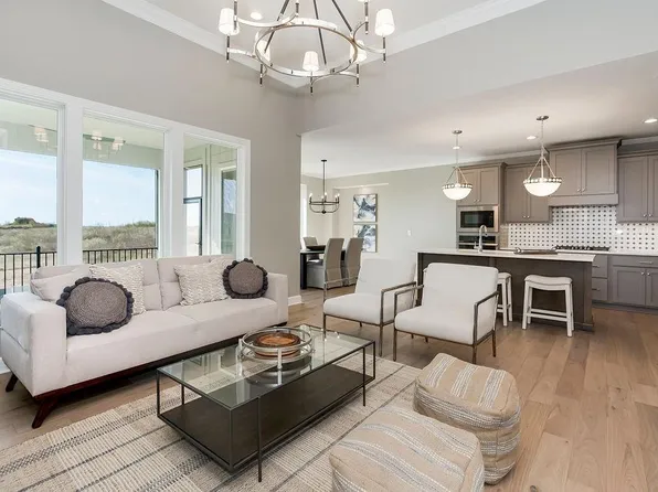 4206 W 158th Ter, Overland Park, KS 66224