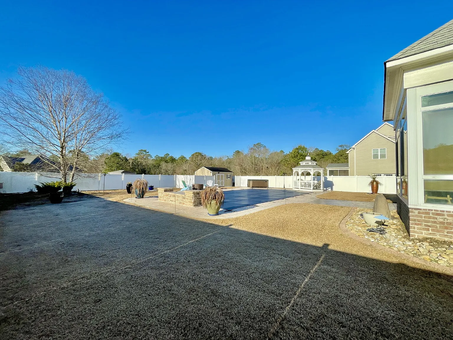 4 bed, 2.5 bath, 2672 sqft, $2,600 — Photo 4