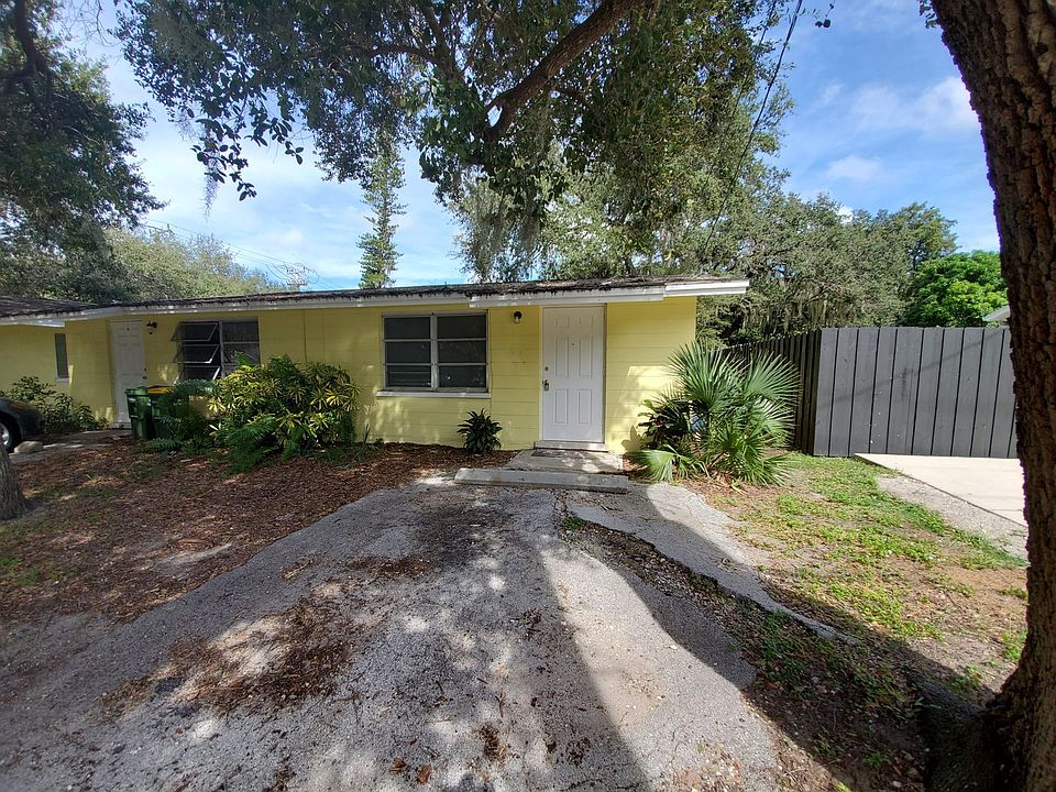 1st image of 2117 6th St