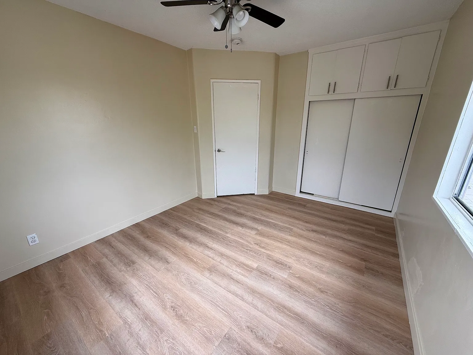1 bed, $1,695 — Photo 4