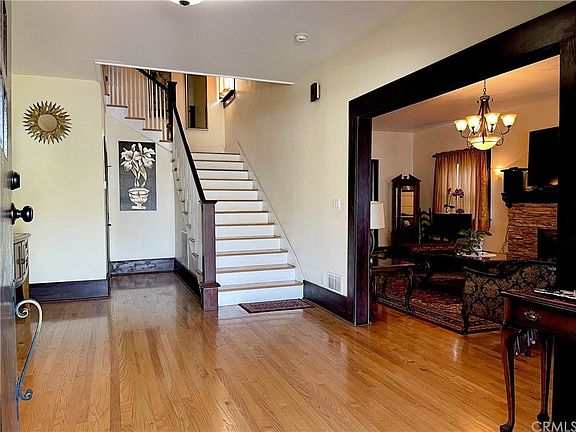 4th image of 2266 W 21st St