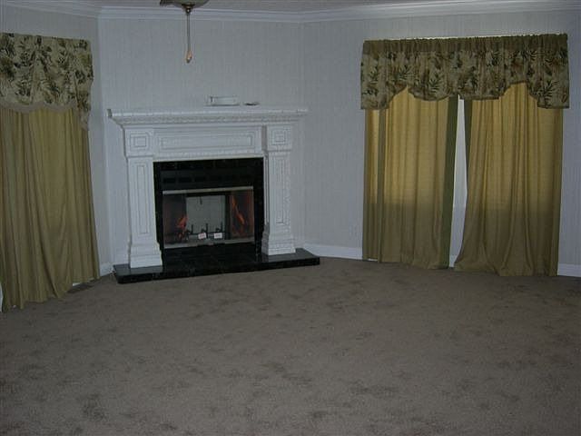 2nd image of 114 Oglesby Dr