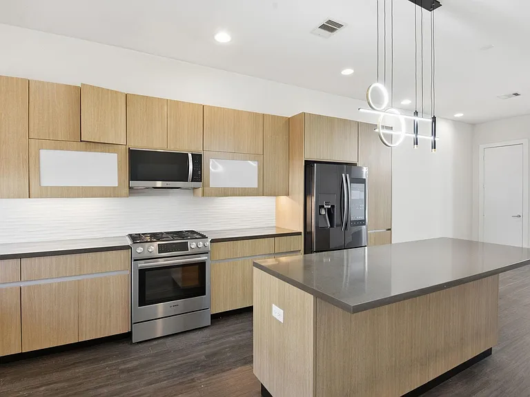 5519 Paraiso Pl — Photo 6