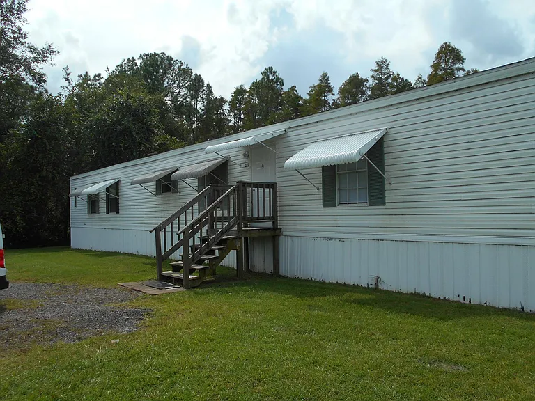 7037 Chantel Dr — Photo 2