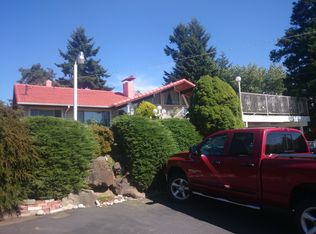 12250 7th Ave NW, Seattle, WA 98177