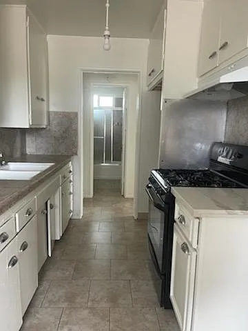 1136 W Broadway St #6 — Photo 2