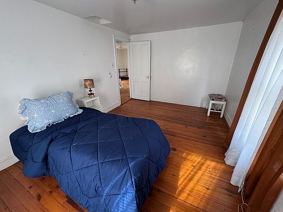 2nd image of 14065 S Middle Rd