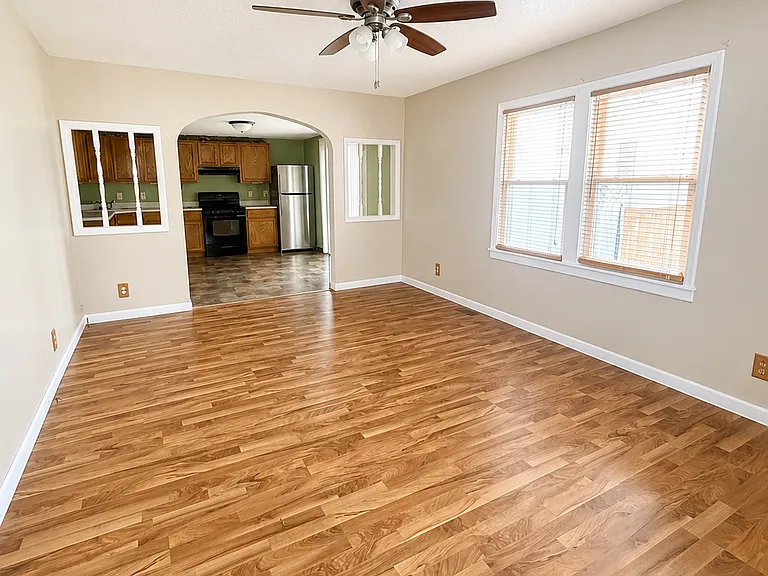 2114 N Buckeye St — Photo 2