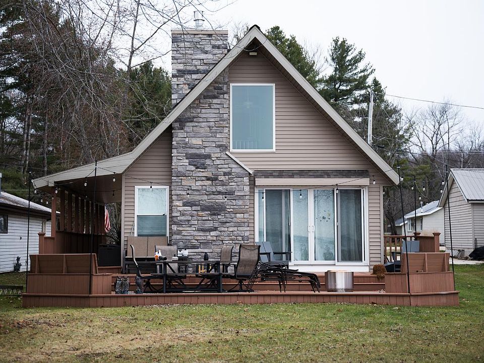1st image of W6073 N Bay Cir #N