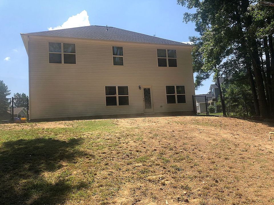 2nd image of 123 Huntstone Ct