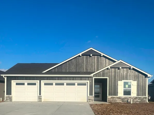 1606 N Topaz Ln, Mulvane, KS 67110