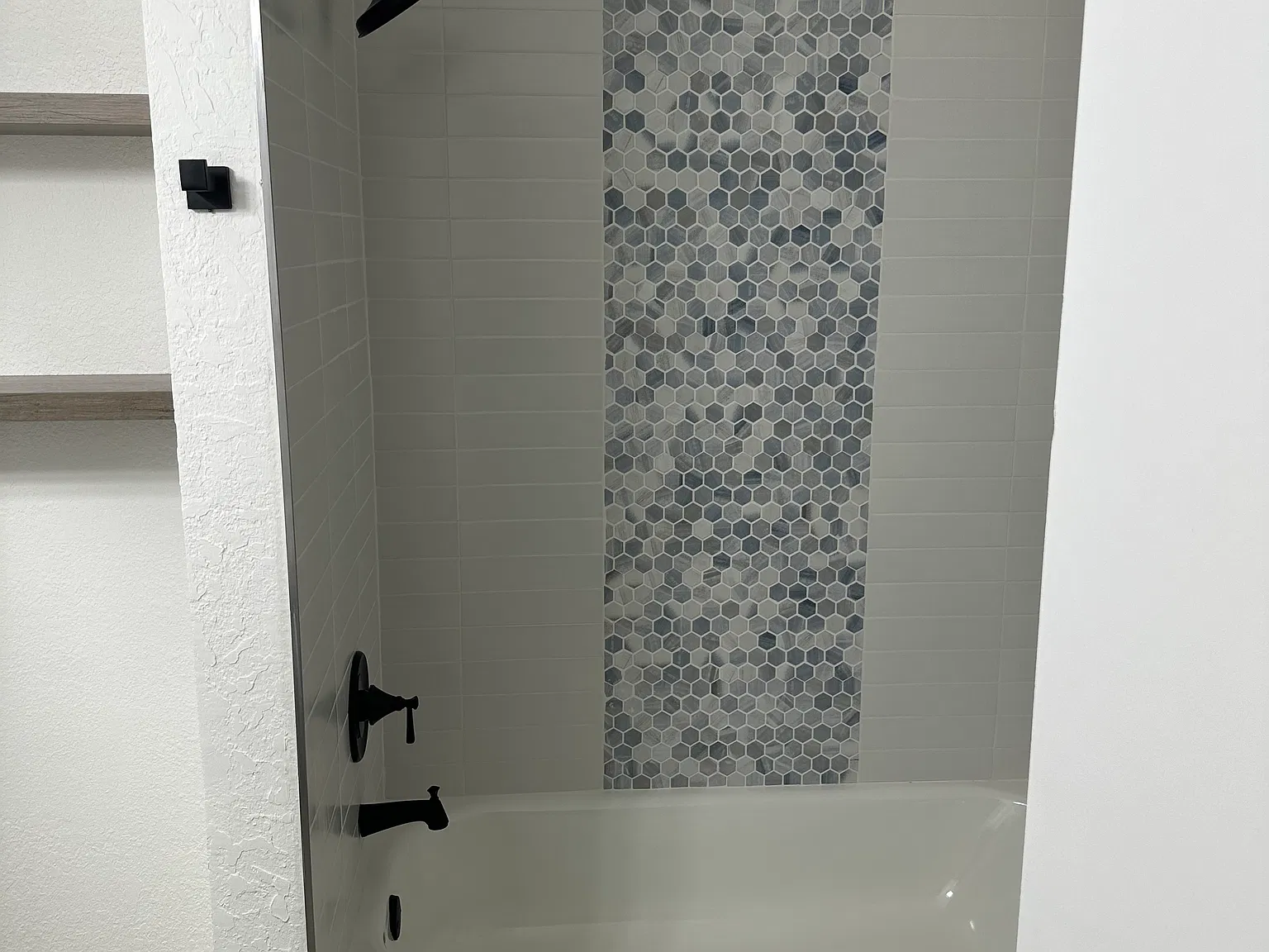 2 bed, 1014 sqft, $2,200 — Photo 4