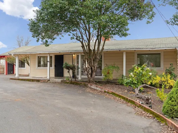 6797 Palm Avenue, Sebastopol, CA 95472