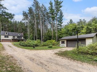 560 Solon St NE, Cedar Springs, MI 49319