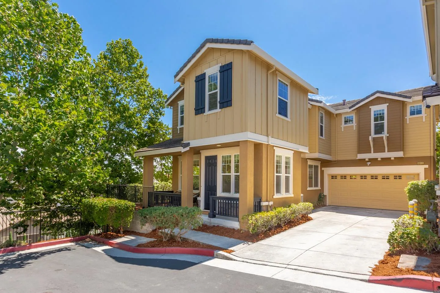 8840 Acorn Way photo 1