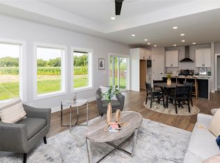 720 NE Badger Ln, Waukee, IA 50263