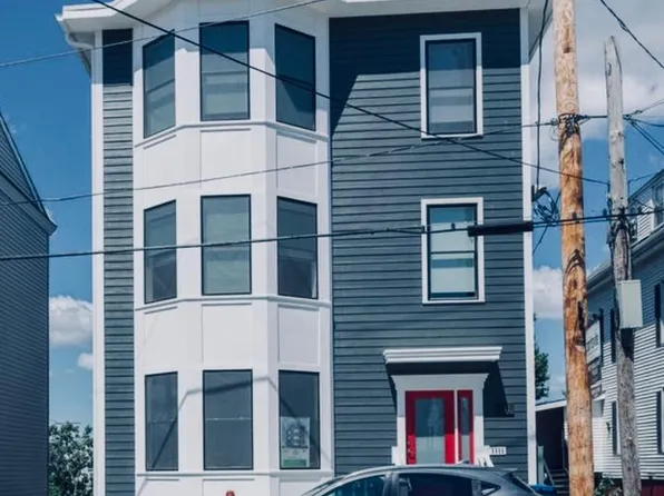 31 E Oxford St APT 2, Portland, ME 04101