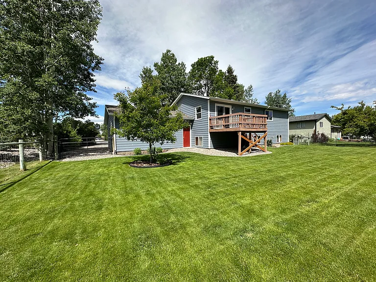 1030 Doane Rd — Photo 38