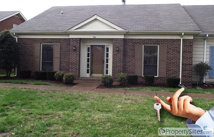 1st image of 941 E Northfield Blvd
