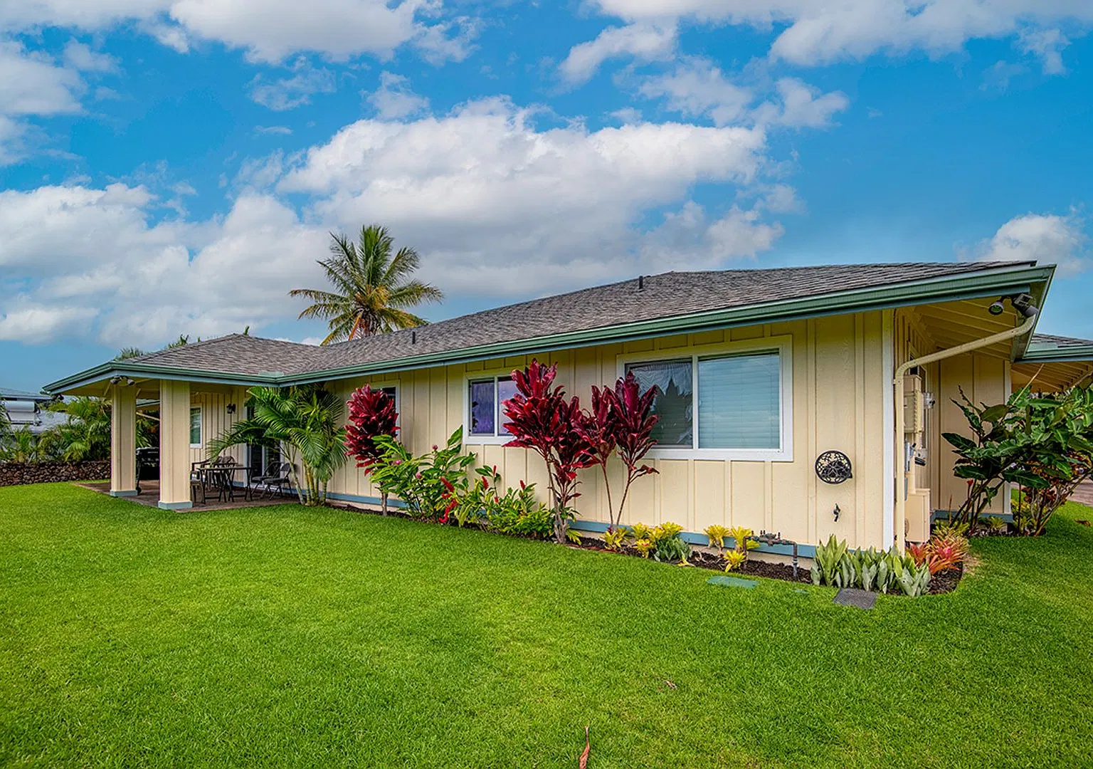 Available Now! Private 3BR/2BA Home in Desirable Wainani Estates Panoramic Kona Coast Views, Owne... — Photo 2