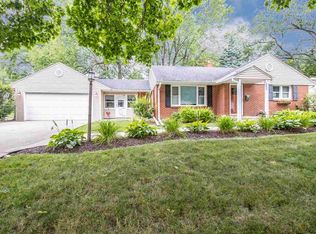 1006 Scottswood Rd, Rockford, IL 61107