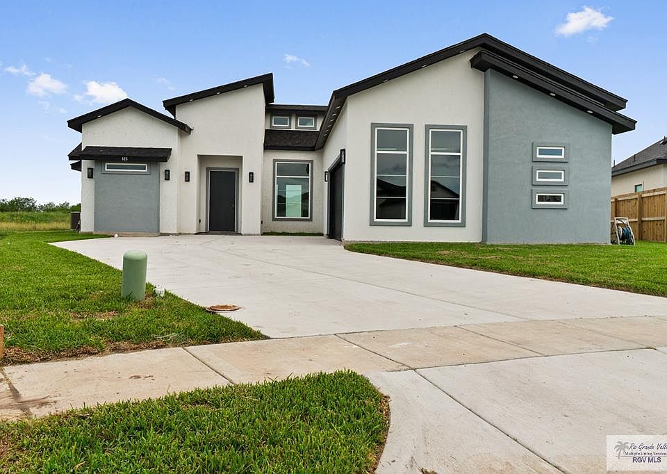 1st image of 526 Oriole Dr