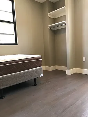 Rented by Really NY LLC | media 46