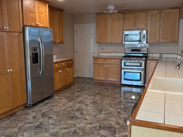 1441 Madison Ave, Tracy, CA 95376