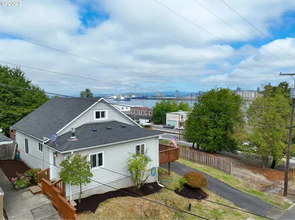 106 E 3rd St, Rainier, OR 97048