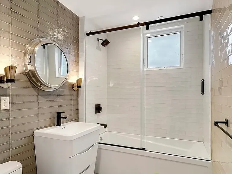 240 Stagg St #3D — Photo 3