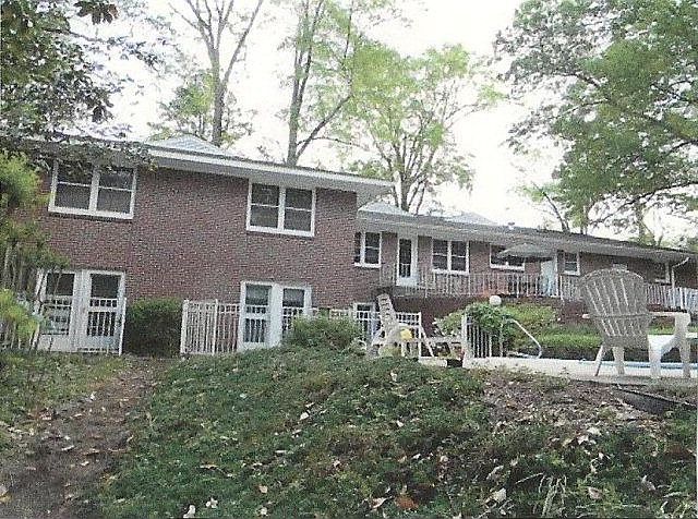 2nd image of 601 N 10th St