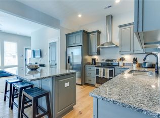 412 22nd St #A, Virginia Beach, VA 23451