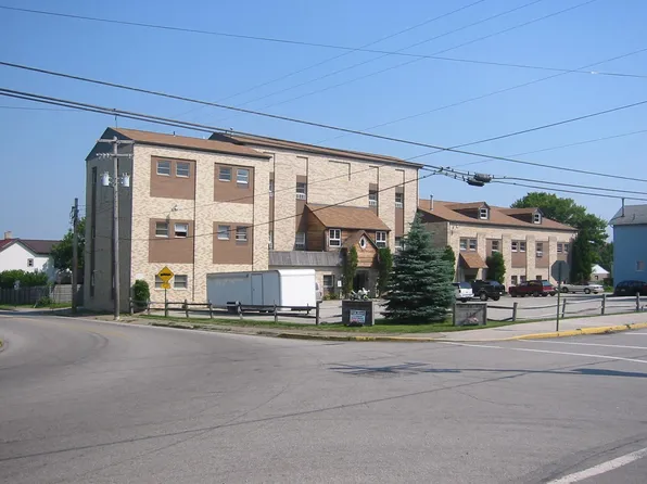 118 W 4th Ave, Derry, PA 15627