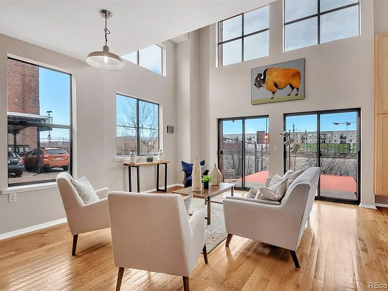 3245 Blake St #101 — Photo 2