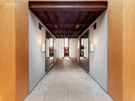 Rented by Sotheby's International Realty | media 8