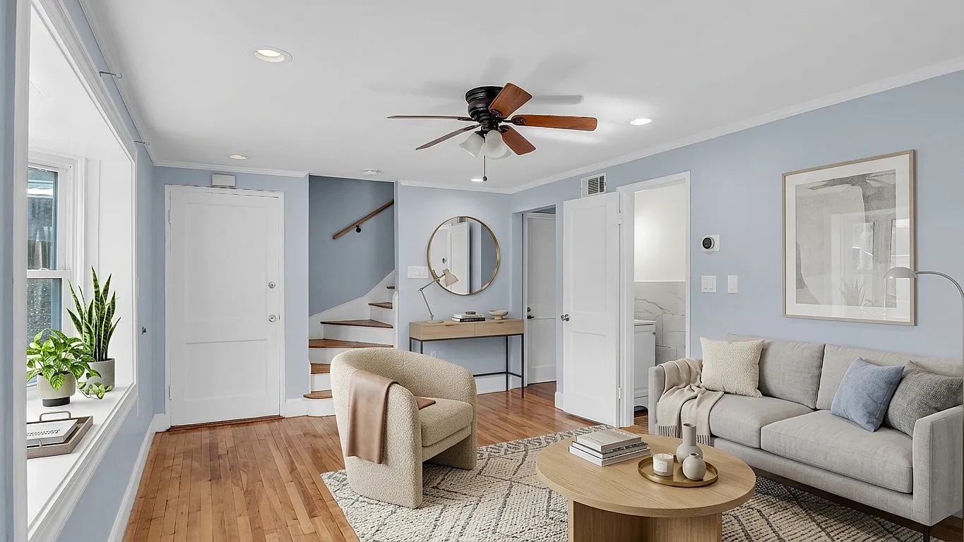 4 bed, 1.5 bath, 1100 sqft, $3,700 — Photo 2