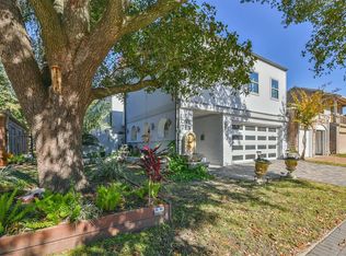 110 Phanturn Ln, Bellaire, TX 77401