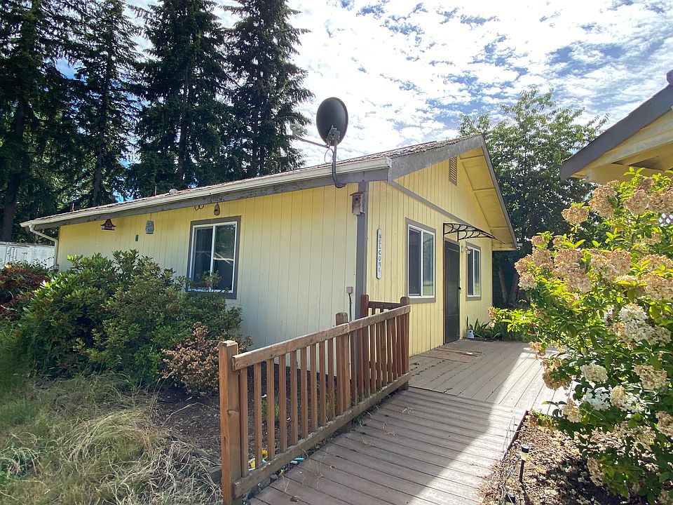 Ramp to front of house. Laundry room across to the right.