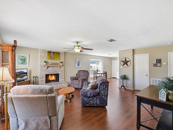 4th image of 23827 Lestergate Dr