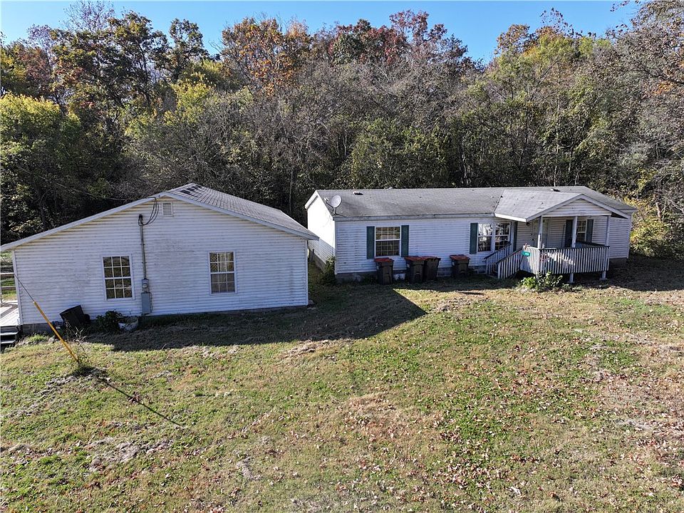 1st image of 813 Bailey Rd
