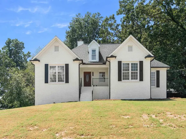 3706 Majestic Oaks Way, Trussville, AL 35173